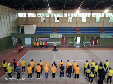 latih tennis 2